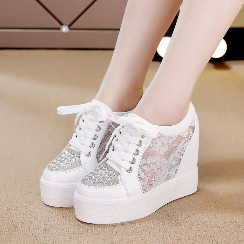 Damskie letnie buty XMWRLW, od – White Sneaker Care Kit recenzja i cena