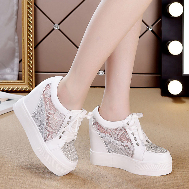 Damskie letnie buty XMWRLW, od – White Sneaker Care Kit recenzja i cena