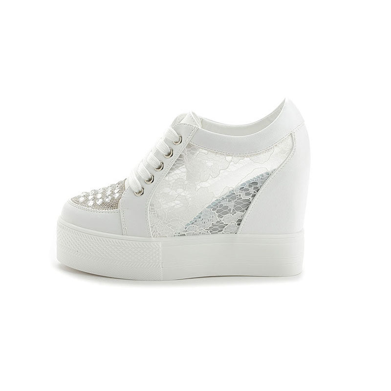 Damskie letnie buty XMWRLW, od – White Sneaker Care Kit recenzja i cena