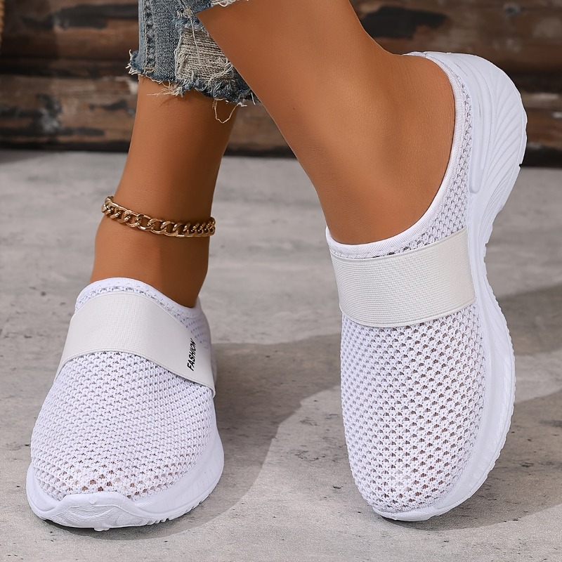 Białe damskie sneakersy na co  – White Sneaker Care Kit recenzja i cena