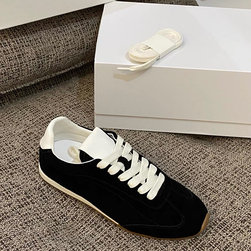 Unisexowe damskie buty codzien – White Sneaker Care Kit recenzja i cena