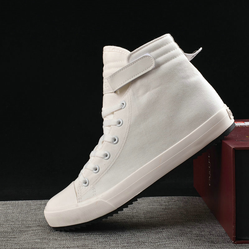 Modne trampki męskie buty męsk – White Sneaker Care Kit recenzja i cena